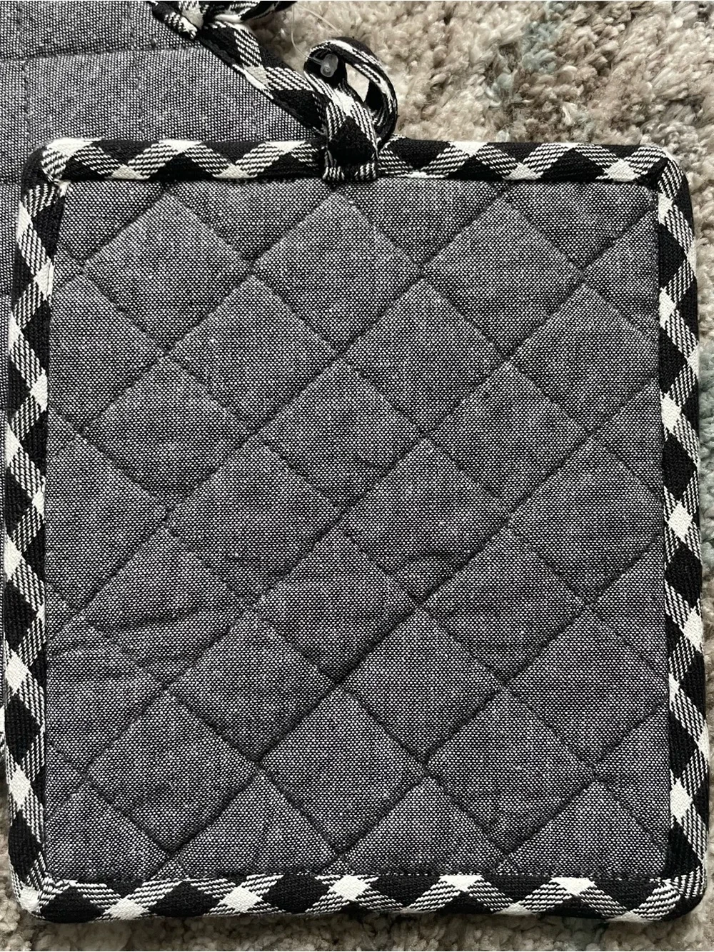 Kay Dee designs Quilted Cotton Pot Holders with Family farmhouse design
